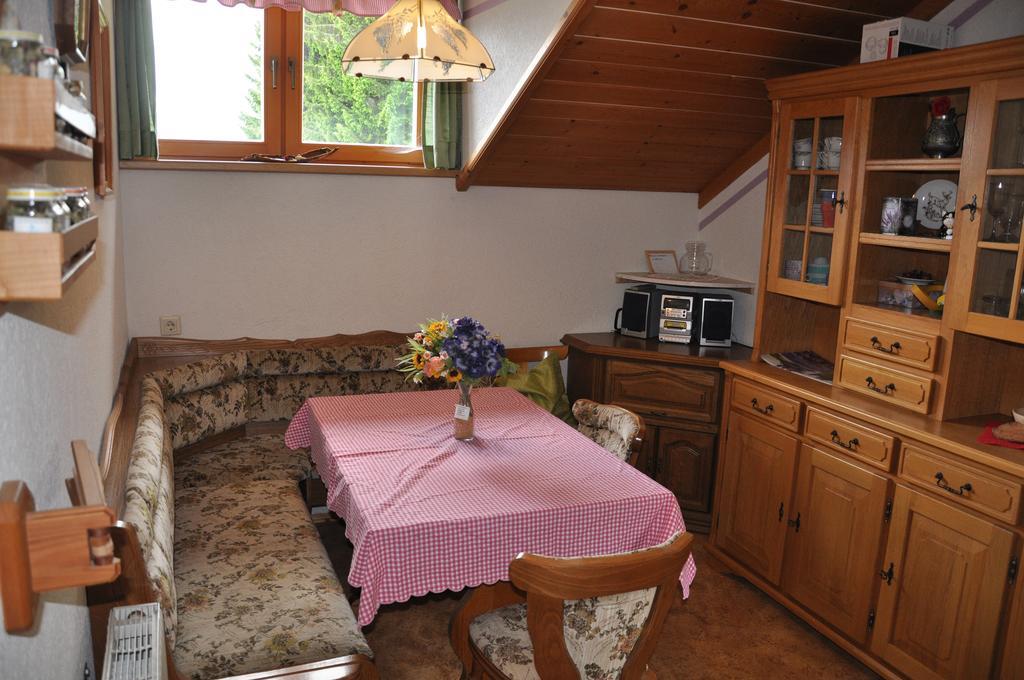 Almen-Kraeuter-Oberreiter Apartment Dellach im Drautal Exterior photo