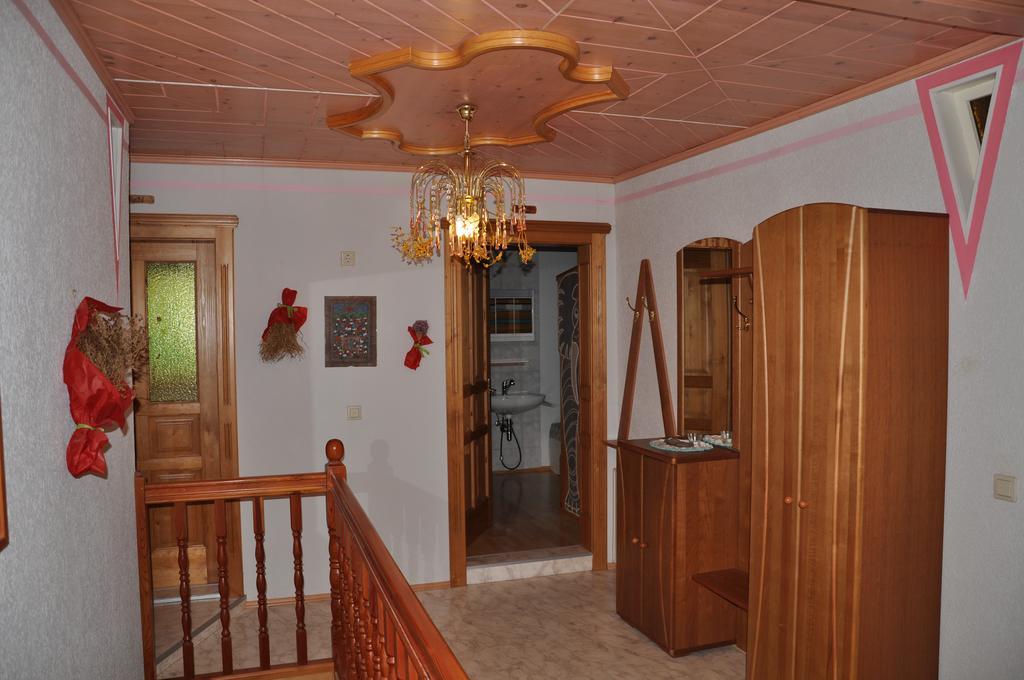 Almen-Kraeuter-Oberreiter Apartment Dellach im Drautal Exterior photo