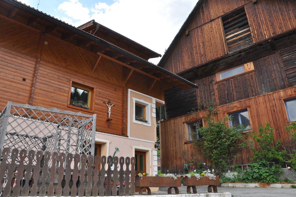 Almen-Kraeuter-Oberreiter Apartment Dellach im Drautal Exterior photo